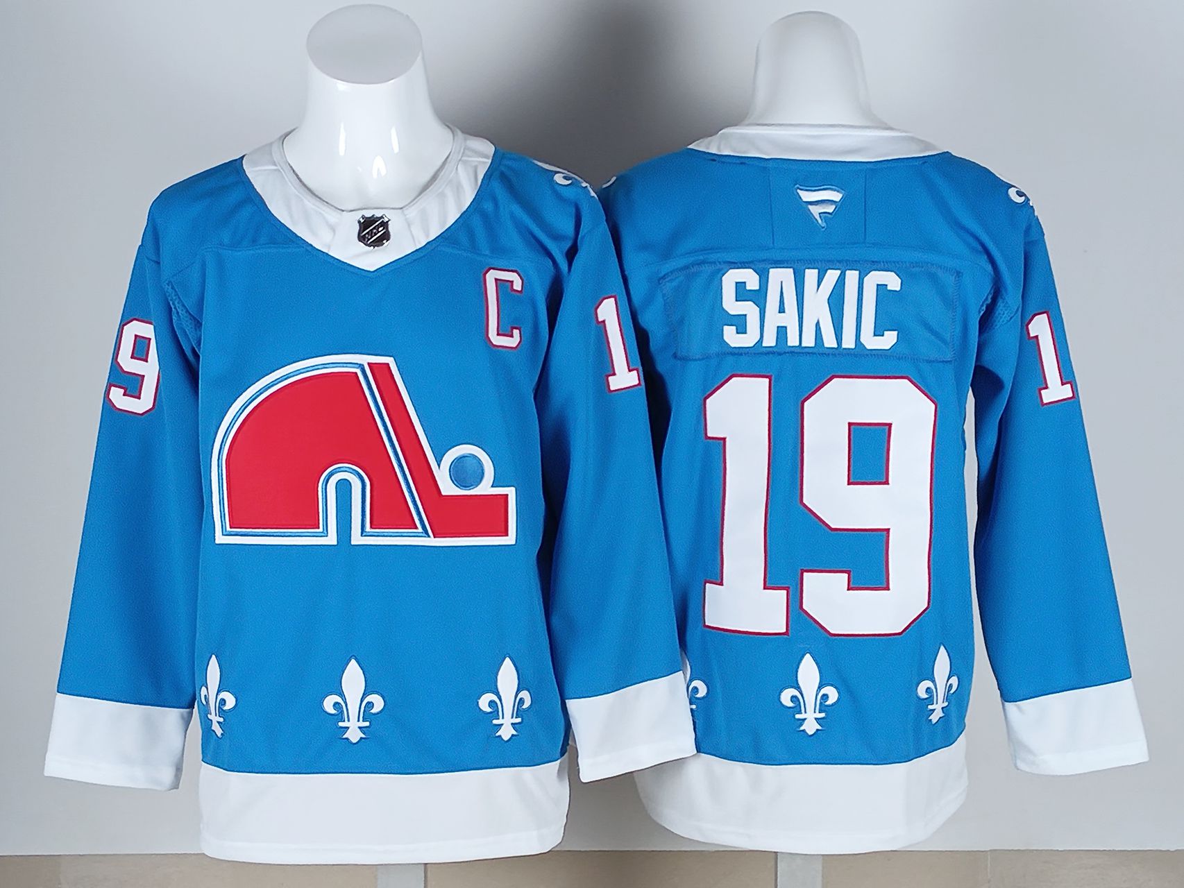 Men 2026 Colorado Avalanche #19 Sakic Light Blue NHL Jersey style 01->colorado avalanche->NHL Jersey